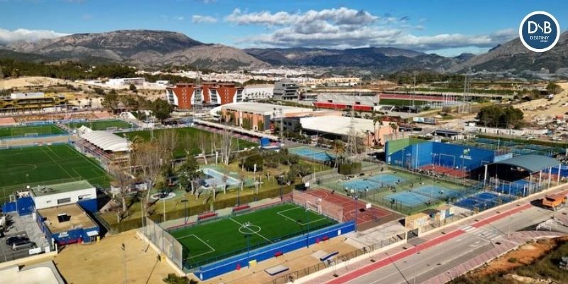 Los apartamentos con la mejor orientación geométrica junto a la Ciudad del Deporte Camilo Cano son limitados y la demanda internacional es creciente; este es el momento preciso para asegurar su posición en el proyecto de bloques residenciales más sofisticado de la Costa Blanca y comenzar a disfrutar de un entorno concebido exclusivamente para su bienestar. ~ Destiny by Bergen Los apartamentos con la mejor orientación geométrica junto a la ciudad del deporte camilo cano son limitados y la demanda internacional es creciente; este es el momento preciso para asegurar su posición en el proyecto de bloques residenciales más sofisticado de la costa blanca y comenzar a disfrutar de un entorno concebido exclusivamente para su bienestar.